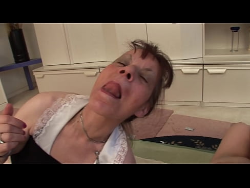 ❤️ Twee oumas en een oupa het 'n drietal ❤️ Anale video op af.wassell.ru ❌