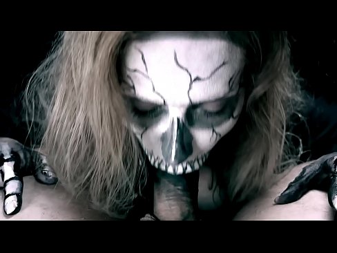 ❤️ Demoon meisie suig haan met haar swart mond en sluk cum. ❤️ Anale video op af.wassell.ru ❌